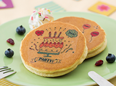 たべられるシール®(パーティケーキ柄)を使用したホットケーキ