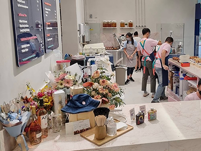 「Sourbombe Artisanal Bakery」の店内の様子