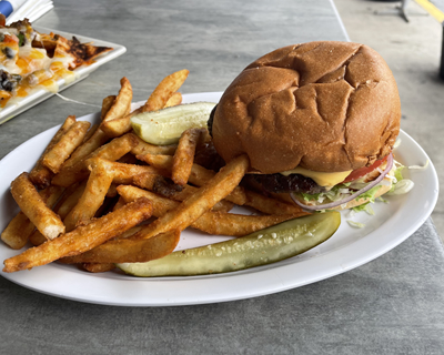 「Standard Station Sports Bar & Grill」のメニュー